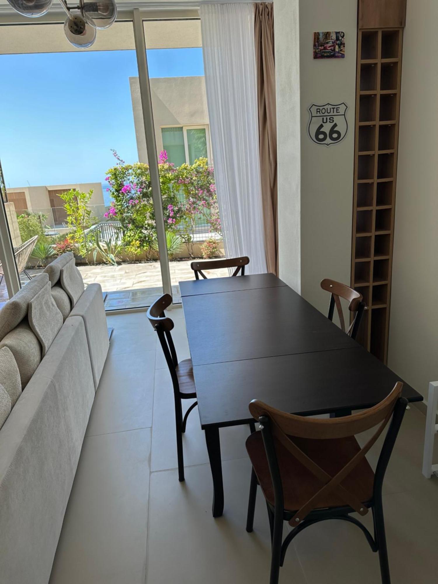 Central Palms Villa Paljasa